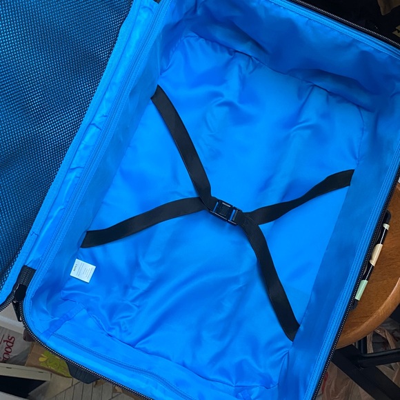 🌼 Vintage Y2K Roxy Suitcase Roxy Luggage Roxy Carry-on Rare Roxy - Picture 12 of 17